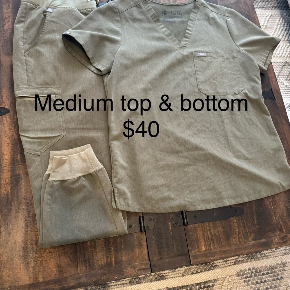 Green Scrub Set - Medium